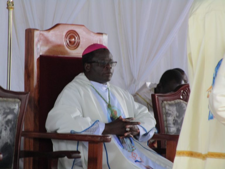 Read more about the article PICTORIAL: Bishop Santus Lino Wanok’s First Diocesan Priestly Ordination